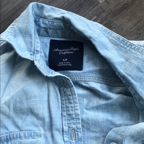 AE Chambray Shirt - Picture 2 of 3